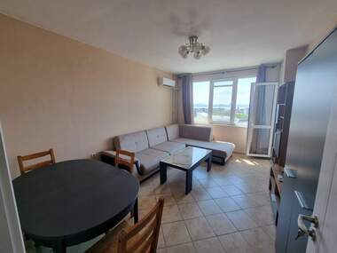 Miete - Wohnung in Slaweykow,  Burgas