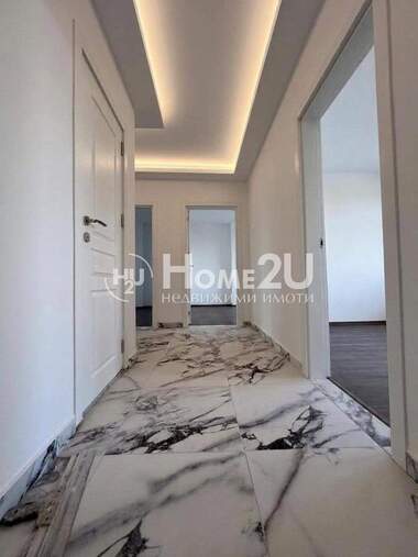 For sale - Apartment in Liatno kino Trakia,  Varna