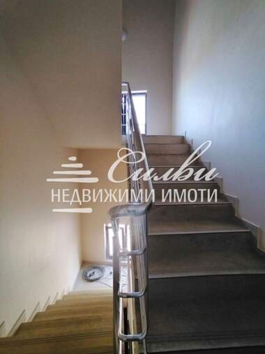 Продажба - Апартамент в Гривица,  Шумен