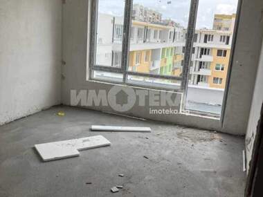 Verkauf - Wohnung in Üjen,  Plowdiw
