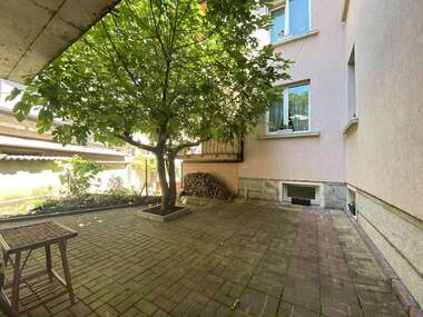 Verkauf - Etage von Haus in Center,  Schumen