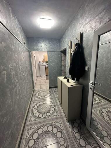 Verkauf - Wohnung in Kooperatiwen  pazar,  Targowishte