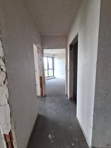 Vânzare - Apartament în Liuben Karavelov,  Haskovo