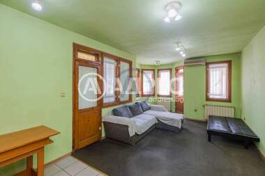 Продажба - Апартамент в Център,  Варна