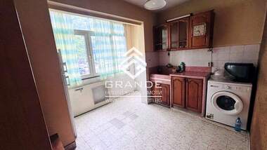 Vânzare - Apartament în Mladejki hălm,  Plovdiv