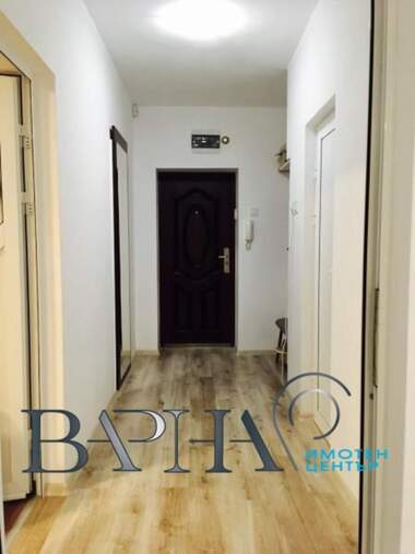 Ενοίκιο - Διαμέρισμα σε Спортна зала,  Варна