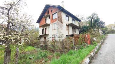 Продажба - Къща в Сапарева Баня,  Кюстендил