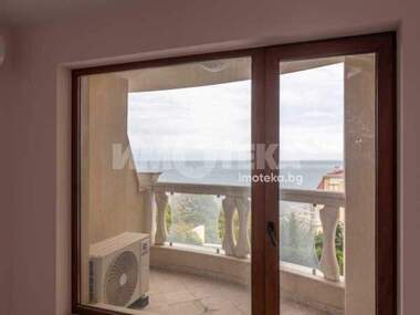 For sale - Apartment in k.k. Chayka,  Varna