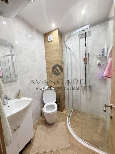 Продажба - Апартамент в Остромила,  Пловдив