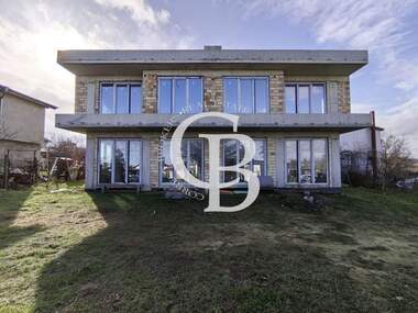 For sale - House in Zelenika,  Varna