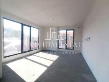 Продажба - Апартамент в Център,  Пловдив