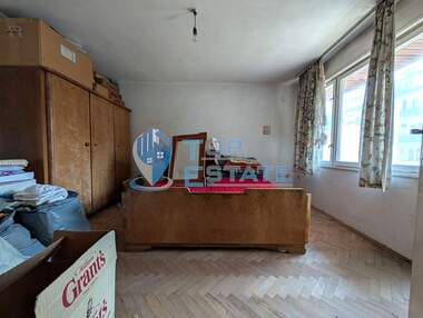 Продажба - Апартамент в Елена,  Велико Търново
