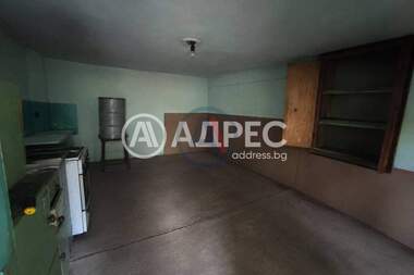 Продажба - Къща в Церово,  София Област