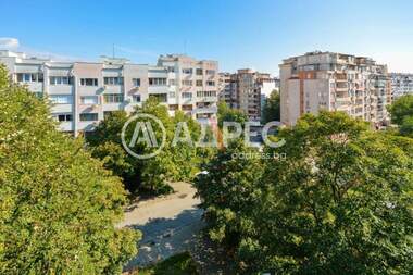 Verkauf - Wohnung in Izgrew,  Burgas