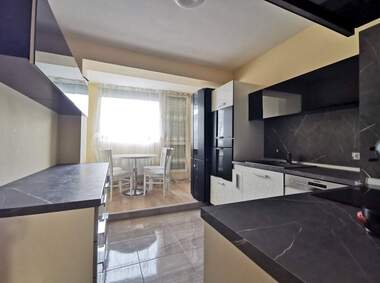 Satış - Apartman olarak Vazrajdane,  Ruse
