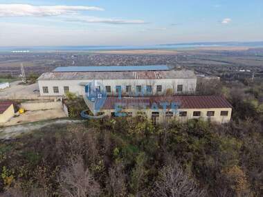 Vânzare - Spațiu industrial în Gorna Oriahovița,  Veliko Tărnovo