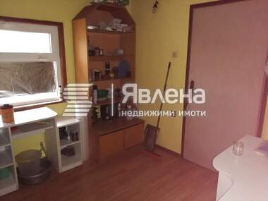 Продажба - Къща в Южна промишлена зона,  Ямбол