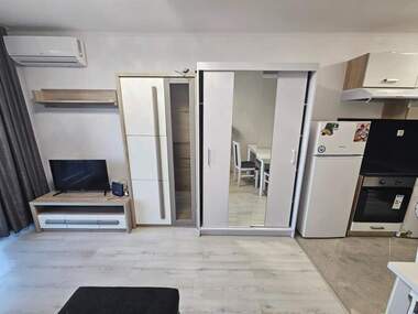 Miete - Wohnung in Mladejki halm,  Plowdiw