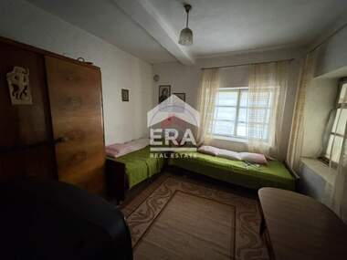 For sale - House in Zlatograd,  Smolian