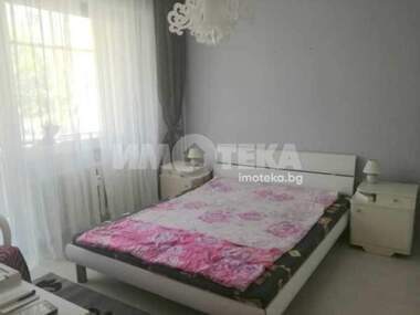 Miete - Wohnung in Nadejda 3,  Sovia