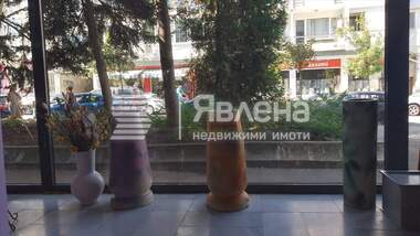 Miete - Laden in Wazrajdane,  Burgas