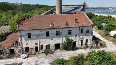 For sale - Warehouse/Storage Unit in Promishlena zona - Iztok,  Ruse