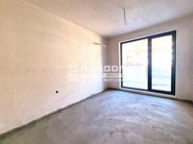 Vânzare - Apartament în Trakia,  Plovdiv