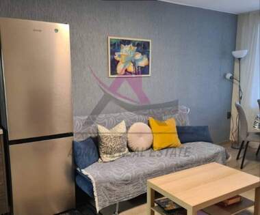 Închiriere - Apartament în Ceaîka,  Varna