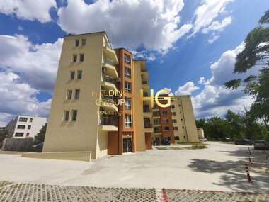 Продажба - Апартамент в Младост 1,  Варна