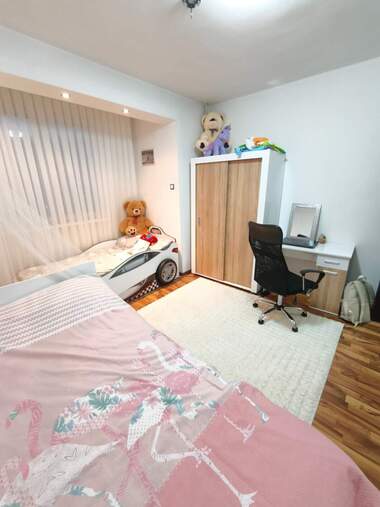 Vânzare - Apartament în Țentăr,  Pernik