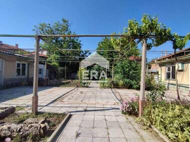 For sale - Floor of a house in Makedonski,  Haskovo
