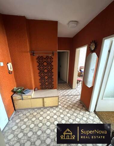 Vânzare - Apartament în Drujba 1,  Haskovo