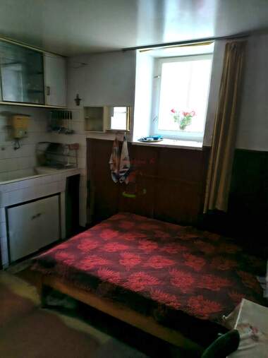 Продажба - Етаж от къща в Център,  Пазарджик