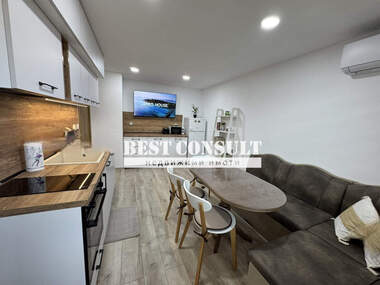 Închiriere - Apartament în Zdraveț Iztok,  Ruse