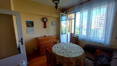 For sale - Apartment in Uchilishtni,  Haskovo