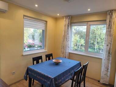 Închiriere - Apartament în Țentăr,  Burgas