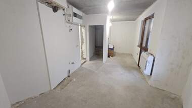 Verkauf - Wohnung in Warosch,  Razgrad