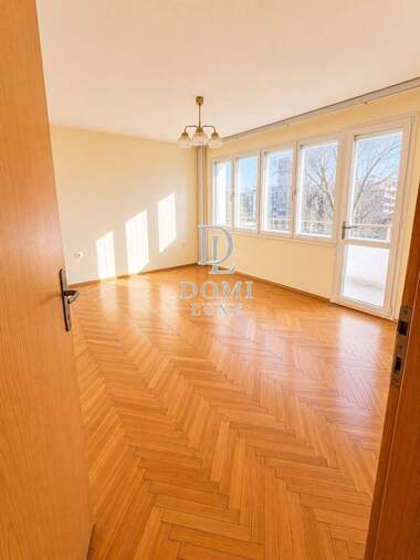 Продажба - Апартамент в Чайка,  Варна