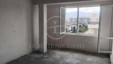 Продажба - Апартамент в Остромила,  Пловдив