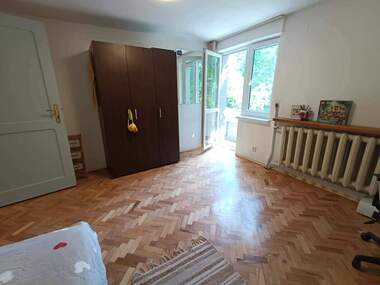 Închiriere - Casă în Hadji Dimităr,  Sofia