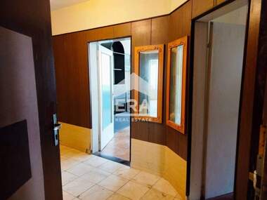 Satış - Apartman olarak Centar,  Loveç