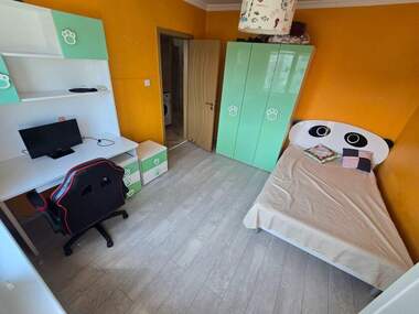 Închiriere - Apartament în Slaveîkov,  Burgas