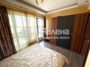 Продажба - Апартамент в Лазур,  Бургас