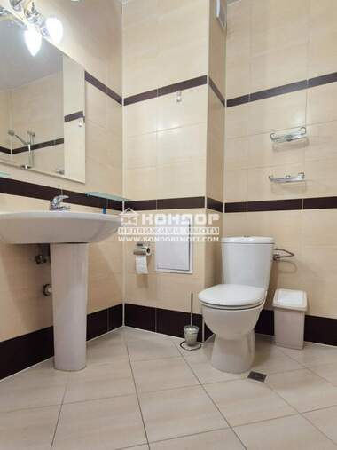 Închiriere - Apartament în Kărșiaka,  Plovdiv