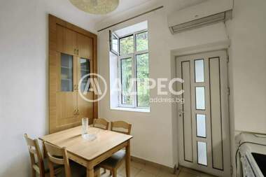 Închiriere - Apartament în Center,  Varna