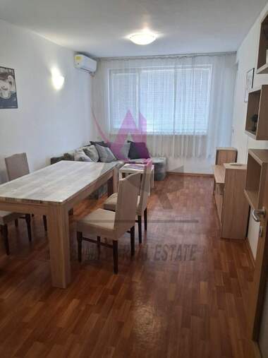 Închiriere - Apartament în Troșevo,  Varna