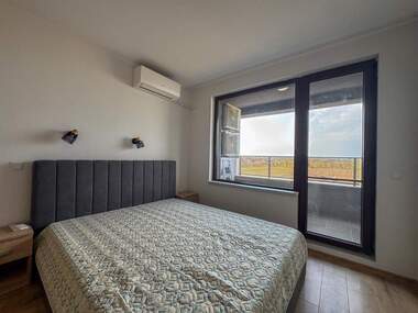 Miete - Wohnung in Horizont,  Burgas