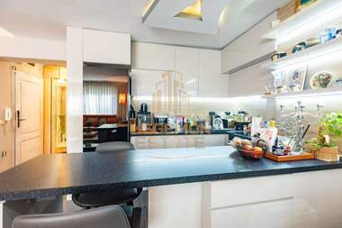 For sale - Apartment in Sportna zala,  Varna