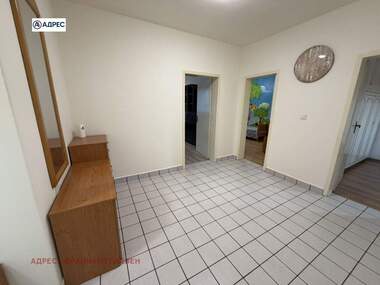 Închiriere - Apartament în Storgozia,  Pleven