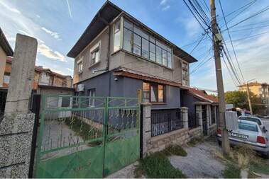 Продажба - Апартамент в Дружба 2,  Русе